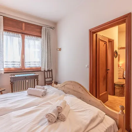 Casa Bigontina, In Pieno Centro A Cortina דירה *