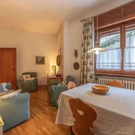 Casa Bigontina, In Pieno Centro A Cortina アパート コルティーナ・ダンペッツォ
